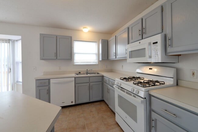Building Photo - 4162 Whitehall Dr