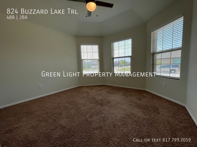 Building Photo - 824 Buzzard Lake Trl