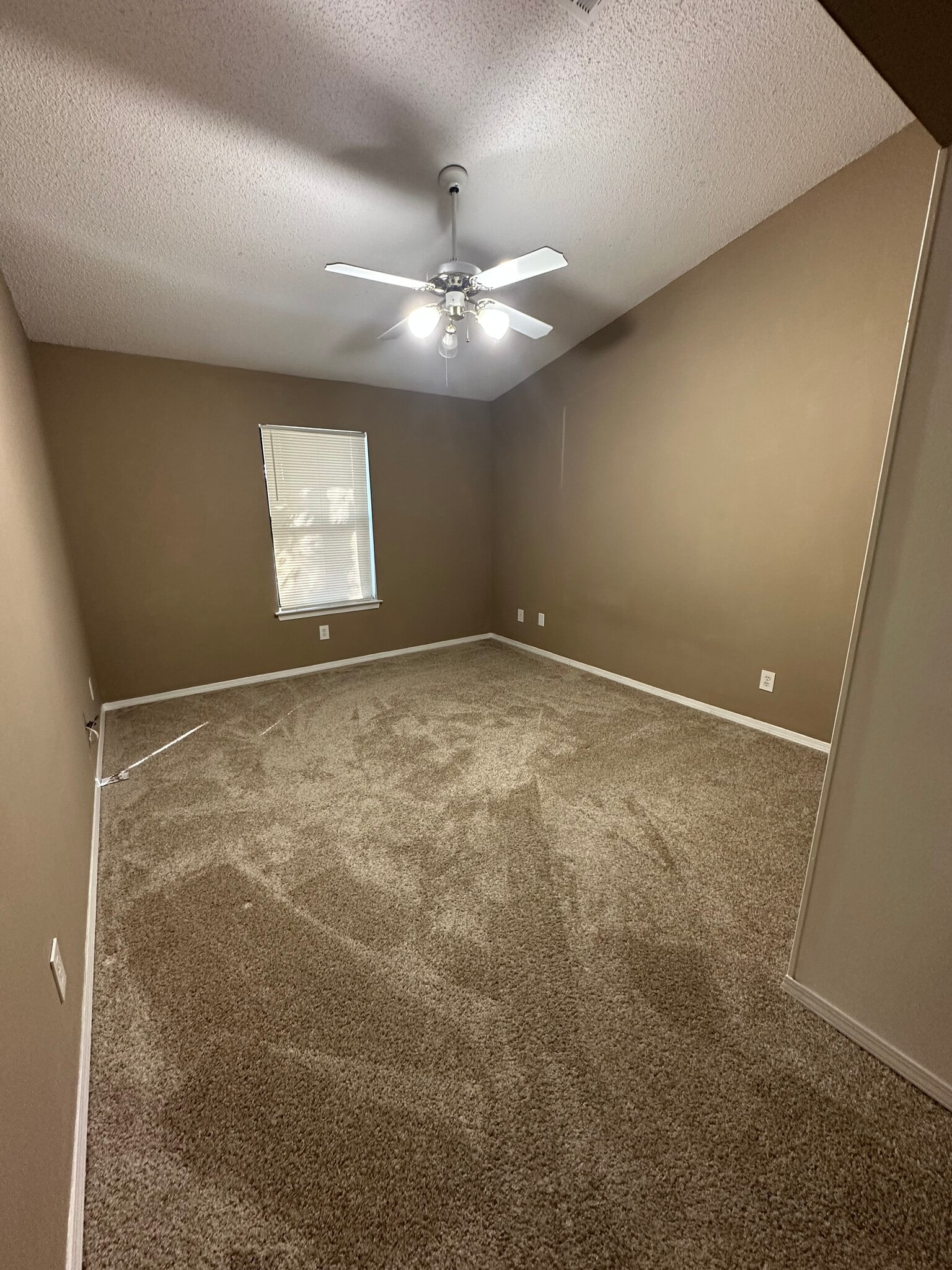 Building Photo - 2299 Scenic Hwy