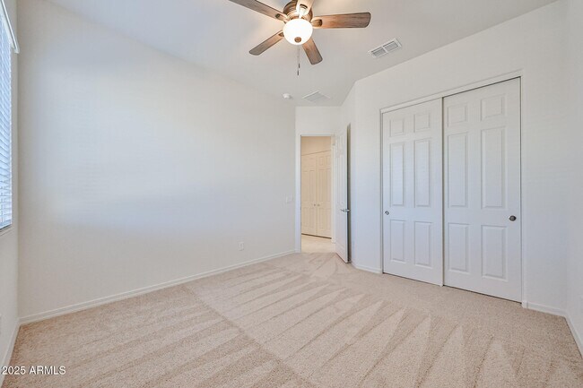 Building Photo - 16685 W Questa Dr