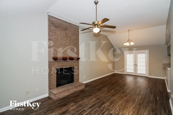 Building Photo - 2816 Maryland Cir W