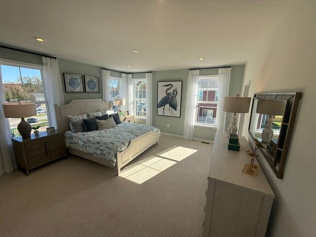 Building Photo - 9221 Magellan Pkwy