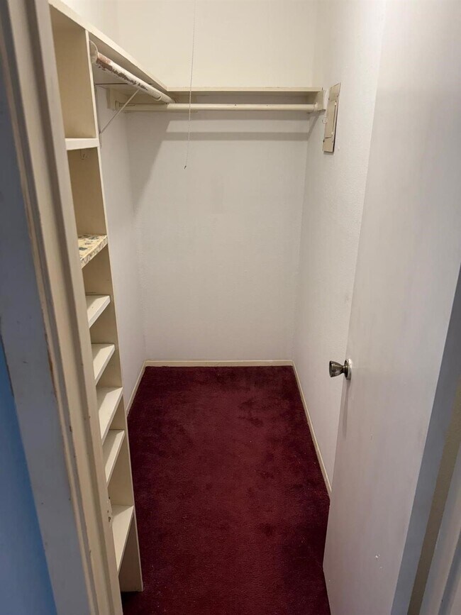 Building Photo - 10603 S Wilcrest Dr