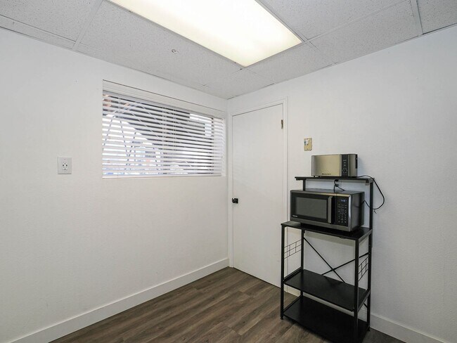 Building Photo - RES_CLOWARD_521