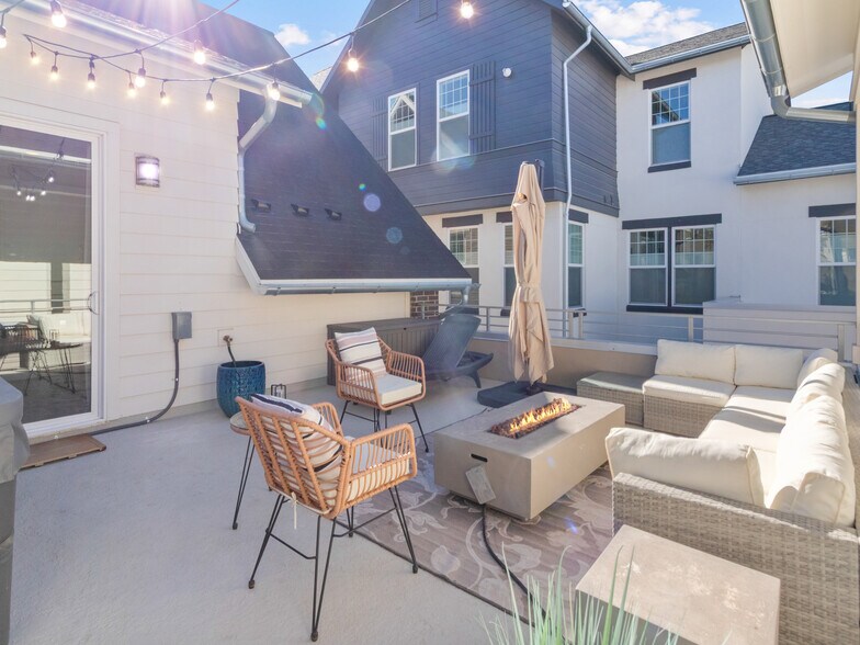 Building Photo - 11393 S Watercourse Rd