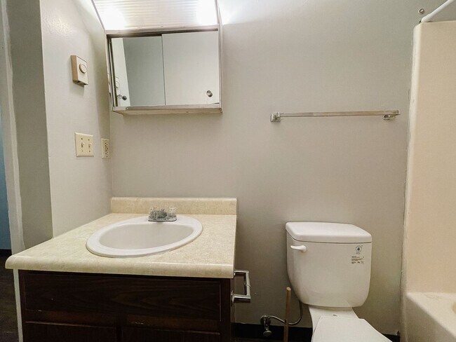 Building Photo - River Campus Downtown - What more could you want?