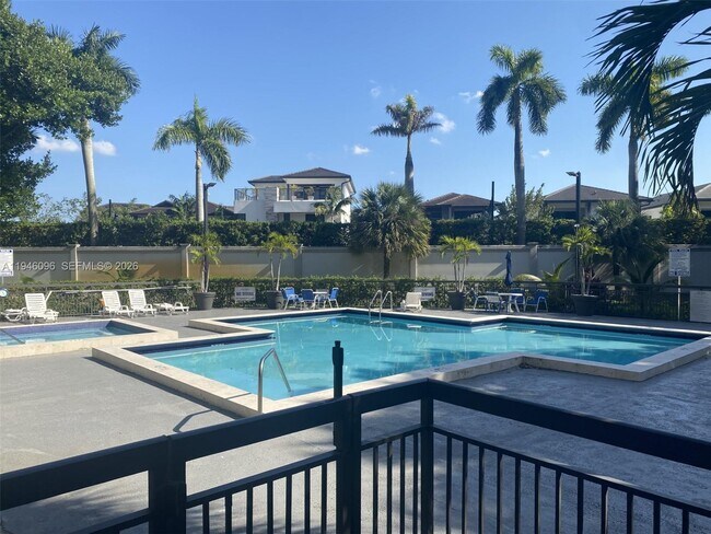 Building Photo - 8290 Lake Dr