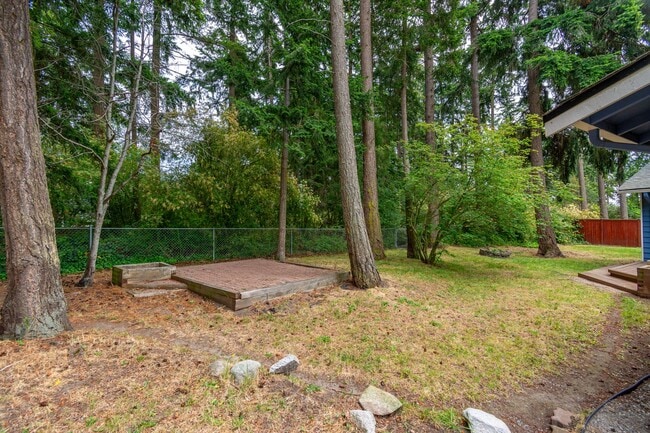 Building Photo - Newly Renovated 3 Bedroom in Oak Harbor