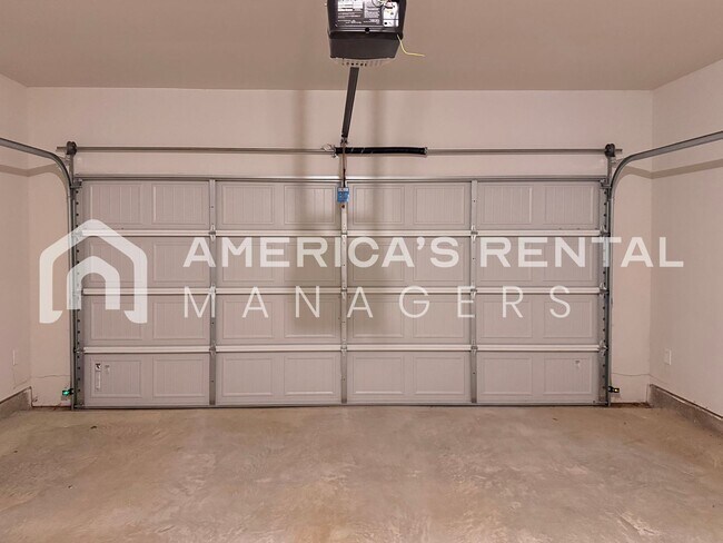 Building Photo - New Construction - 3 Bed / 2 Bath Home wit...
