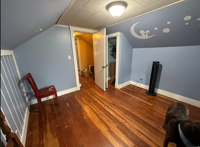 Bedroom 3 - 77 Pendleton St