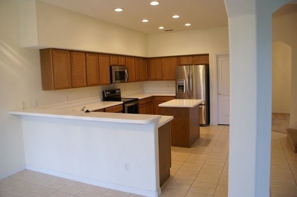 Building Photo - Beautiful & Spacious Home in Fells Cove
