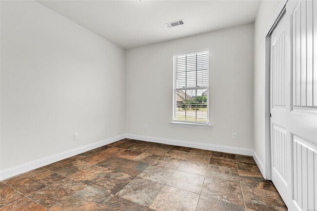 Building Photo - 1513 Westbury Park Ct