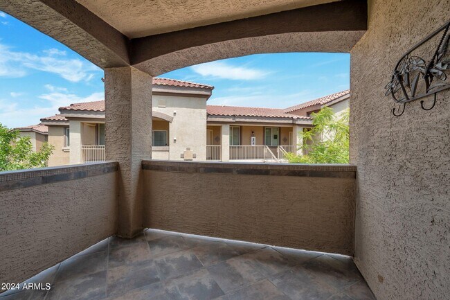 Building Photo - 10136 E Southern Ave