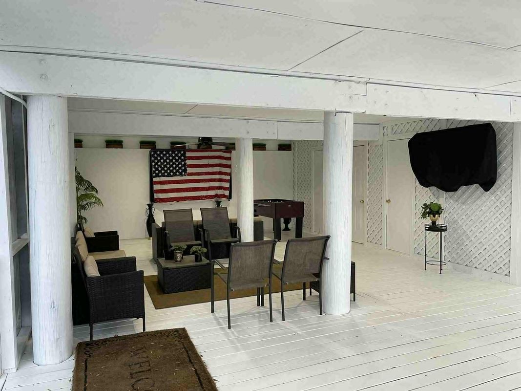 Building Photo - 1343 Waters Edge Dr