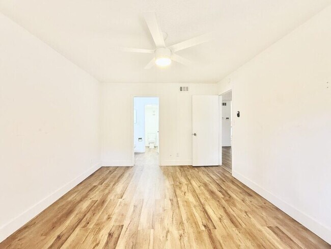 Building Photo - 7517 Pitch Pine Cir