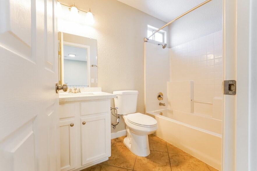 Building Photo - 2601 Guidance Ct