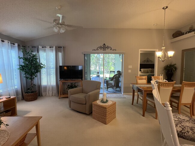 Building Photo - 18030 Webster Grove Dr