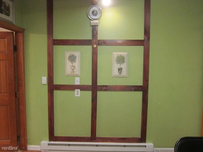 Building Photo - 1 br, 1 bath  - 3559 Washington St