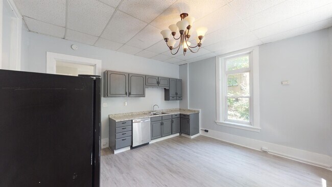 Building Photo - 2630 Stanton Ave