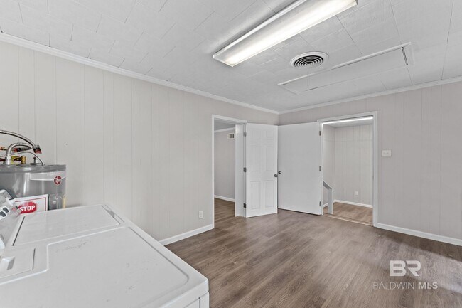 Building Photo - 321 AL-59