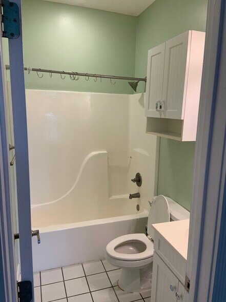 Building Photo - 4815 Orchid Way