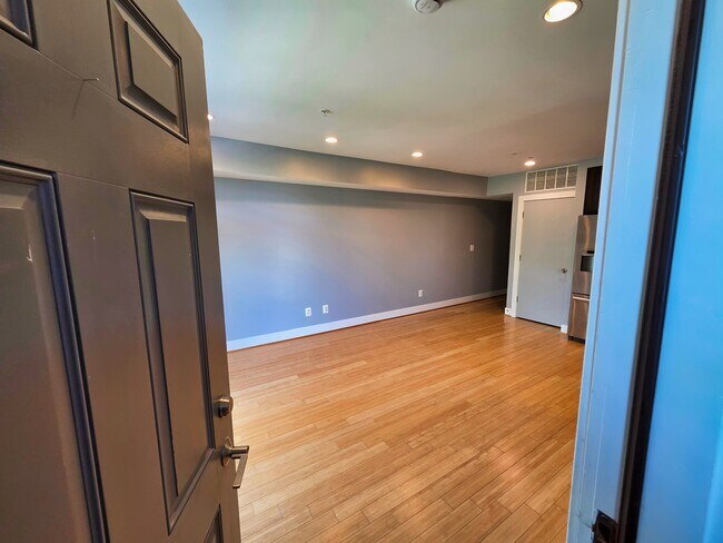 Building Photo - 3404 13th St NW