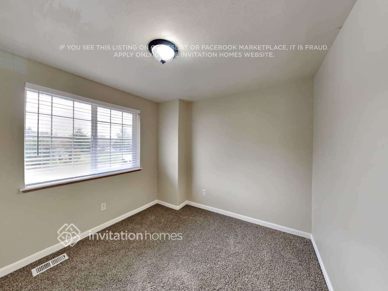 Building Photo - 14015 80th Ave Ct E