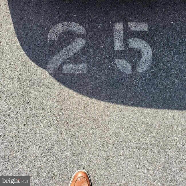 Building Photo - 95 E Wayne Ave