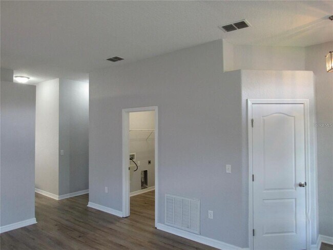 Building Photo - 1668 Turtle Rock Dr