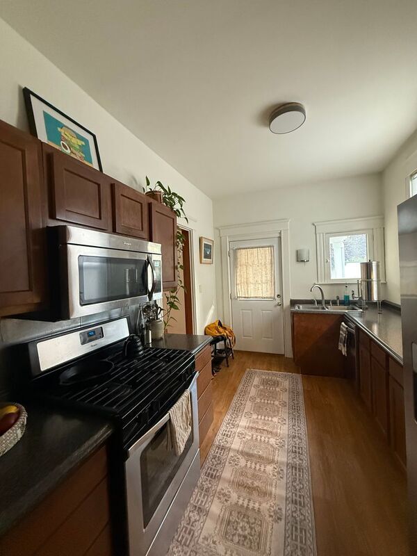 Building Photo - 3742 Kenilworth Pl