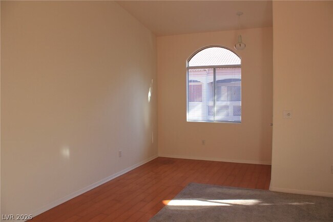 Building Photo - 700 Carnegie St