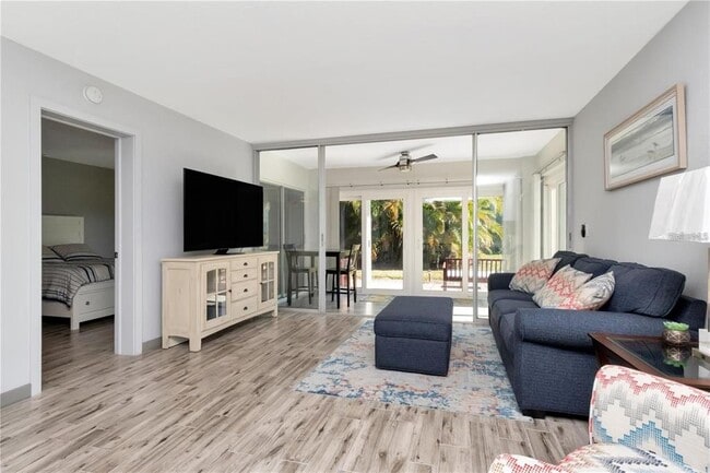 Building Photo - 10351 Regal Dr