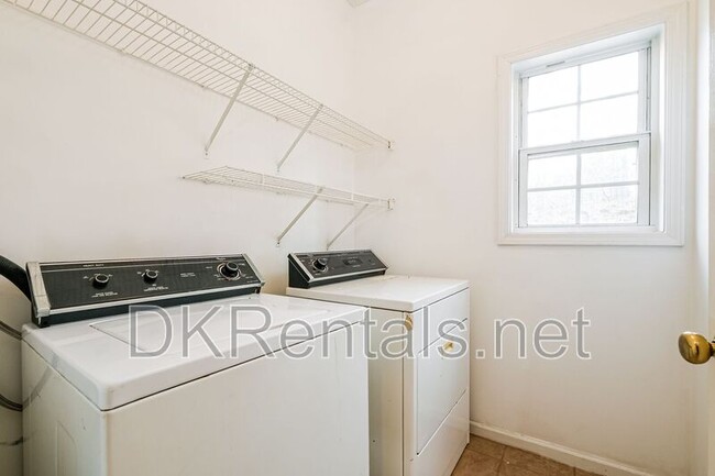 Building Photo - 2969 Meadow Church Rd