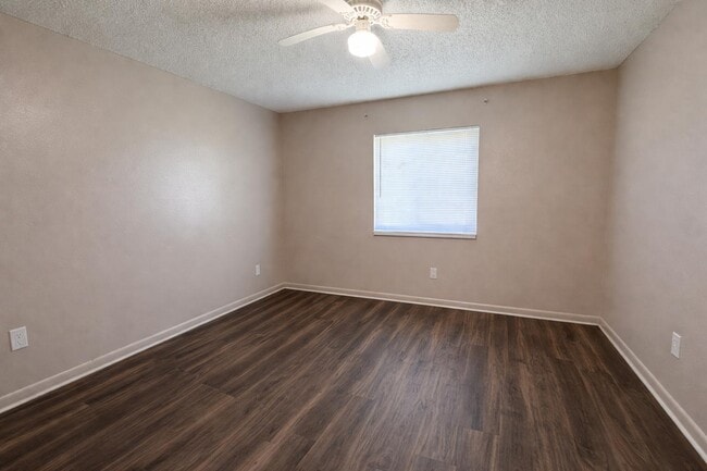 Building Photo - 39132 Co Rd 54