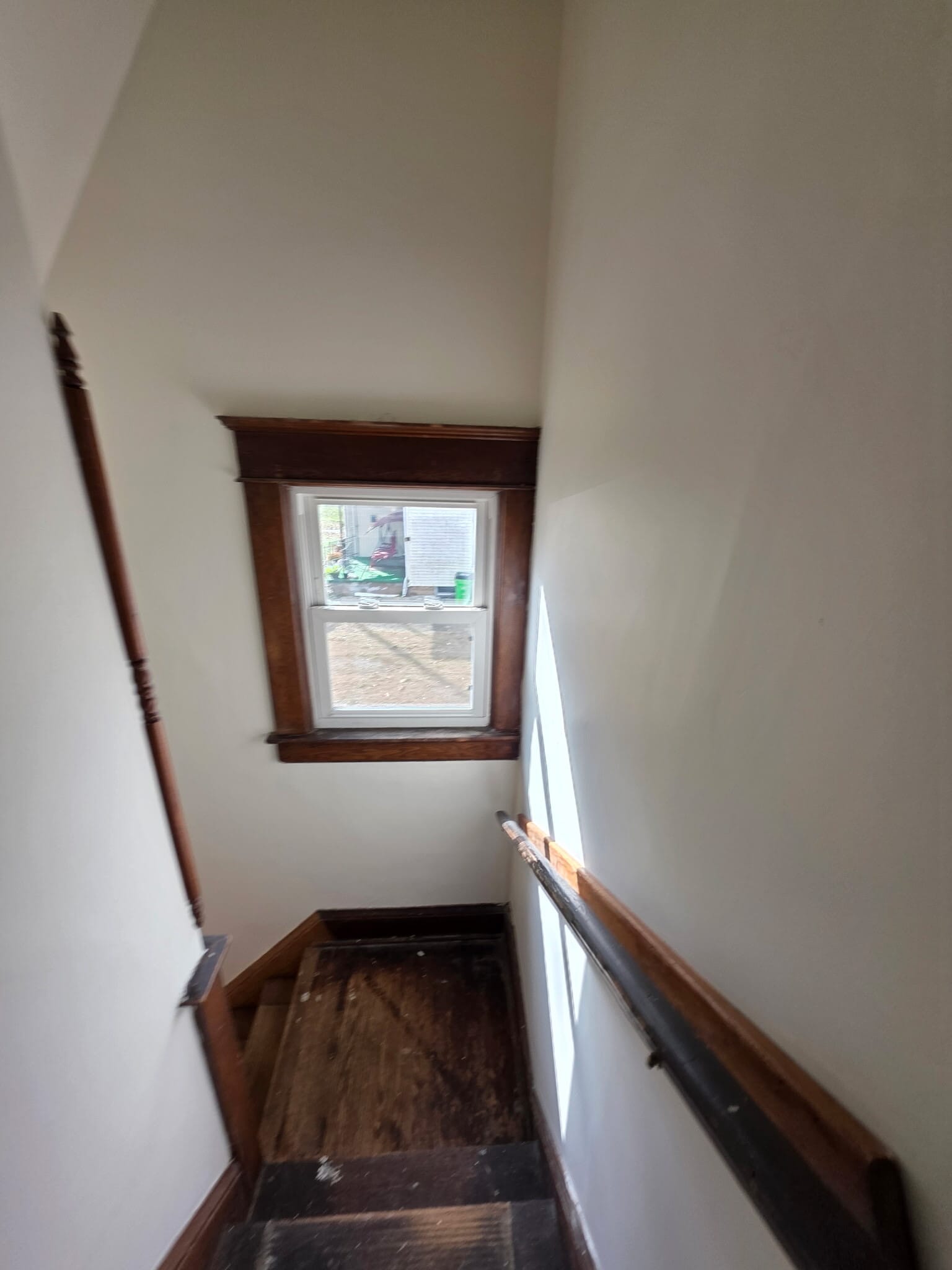 Building Photo - 409 S 3rd St