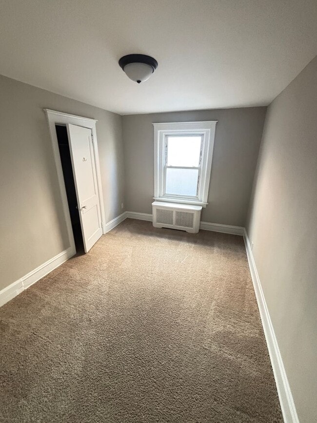 Building Photo - Spacious 3-Bedroom Apartment – 2nd Floor