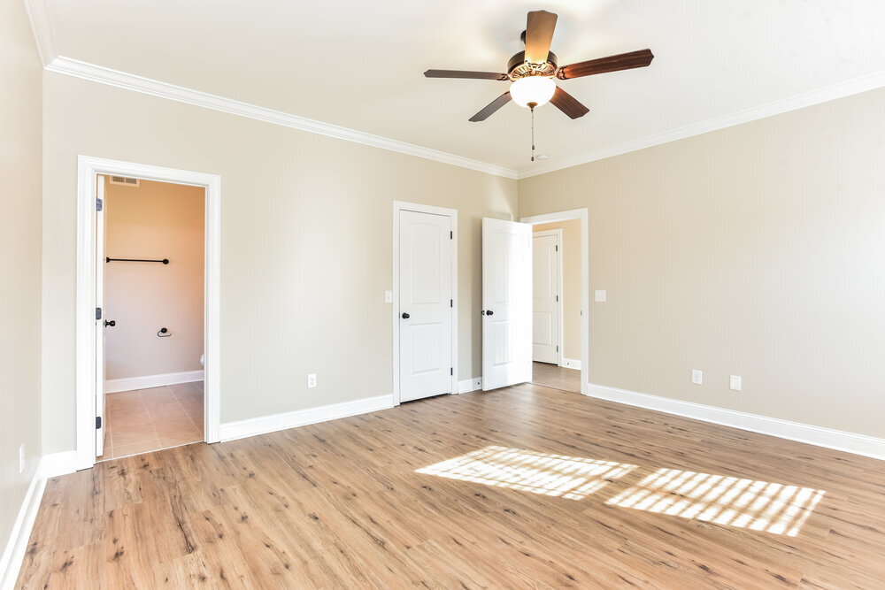 Building Photo - 575 Hollandale Rd