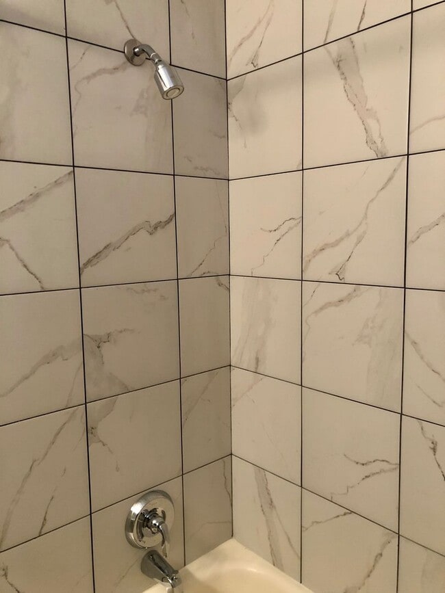 Building Photo - For Rent: Charming Residence on Ridge Ave