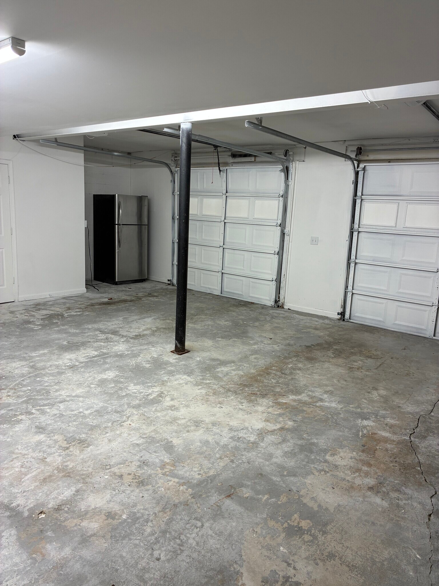 Building Photo - 1744 Woodcliff Pl NE