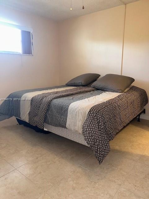 Building Photo - 311 S Hollybrook Dr