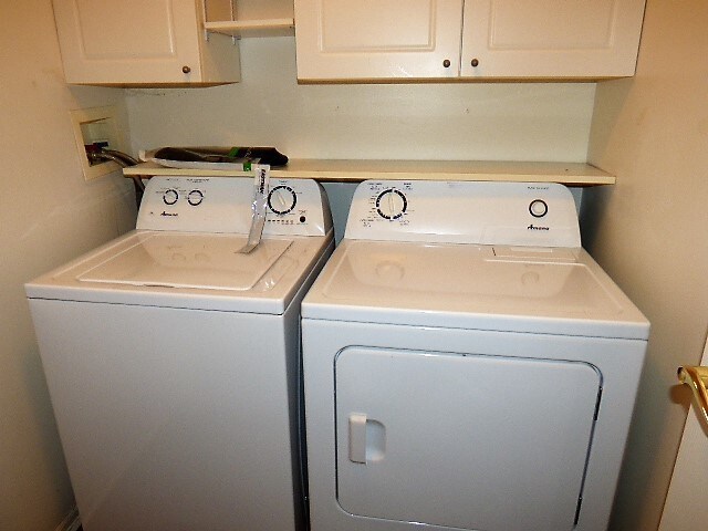 Building Photo - Brice Green 3 BR Condo!