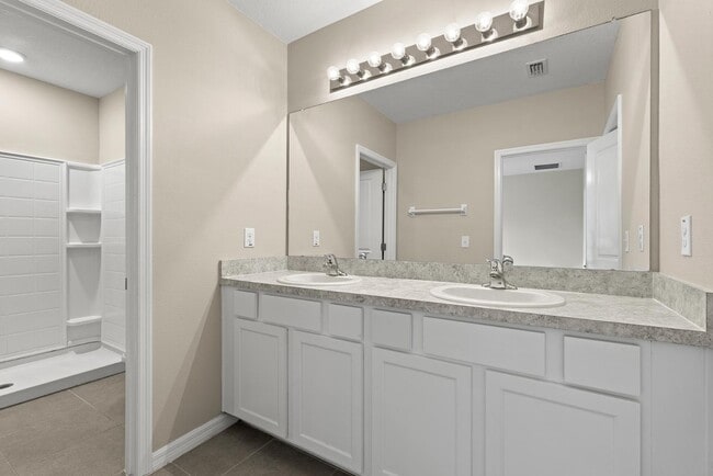 Building Photo - 8749 Falling Blue Pl