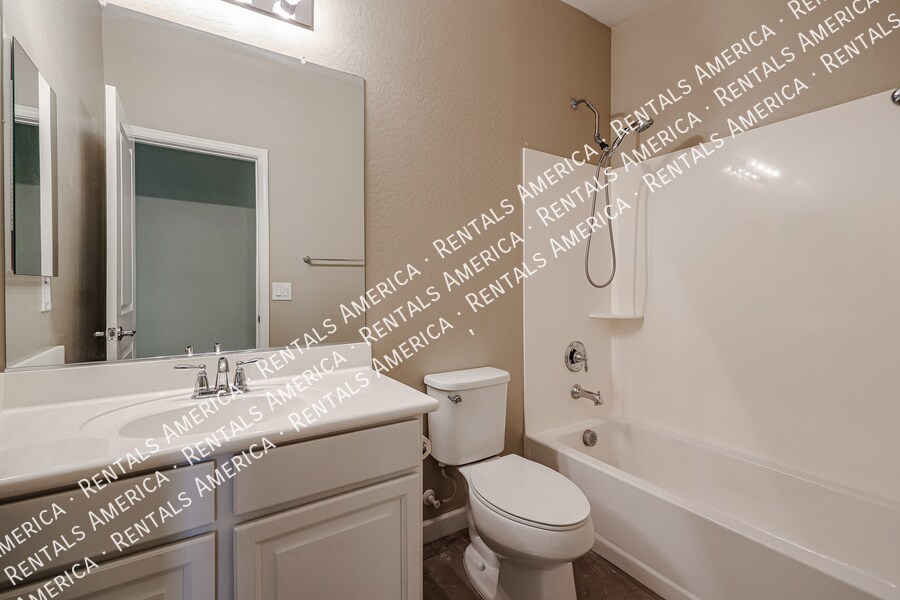 Building Photo - 7526 S 28th Pl