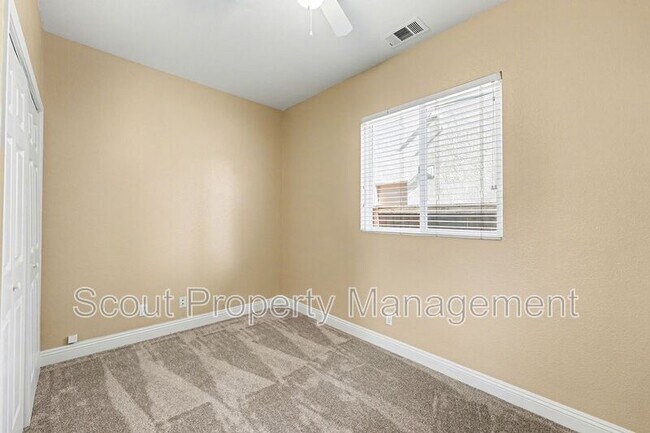 Building Photo - 30783 Medinah Way