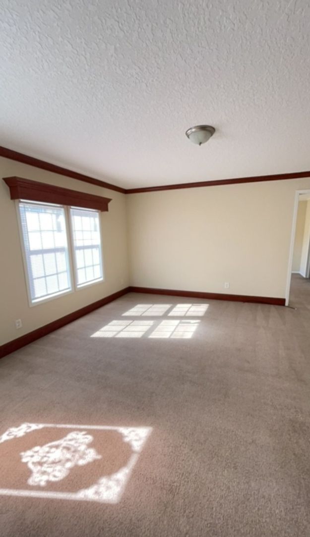 Building Photo - 4 bed/2 bath mobile home