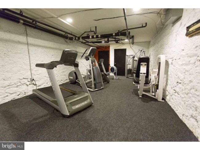 Building Photo - 1100 Spruce St