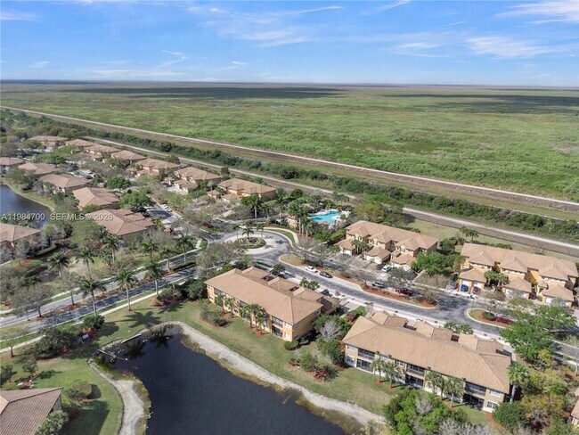 Building Photo - 8200 NW 128th Ln