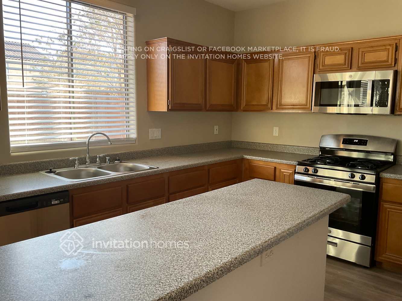 Building Photo - 3479 Bella Sovana Ct