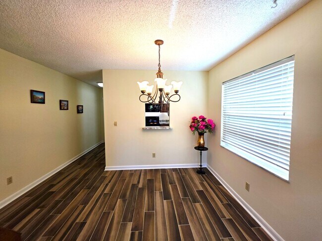 Building Photo - OOH-LA-LA ! Vero Beach Rentals. Vero Beach Rent, LLC and Property Management Company