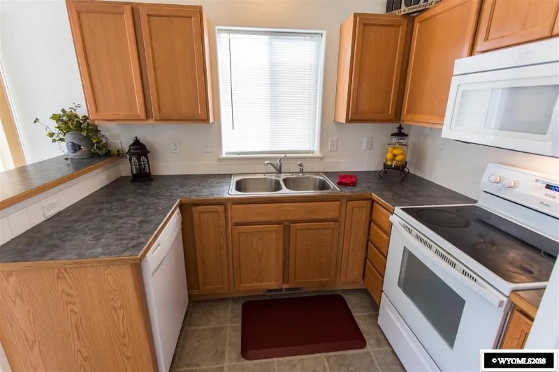 Building Photo - 881 Fulton St